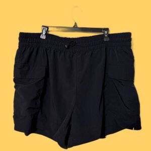 Old Navy Black Cargo Shorts with Relaxed Fit